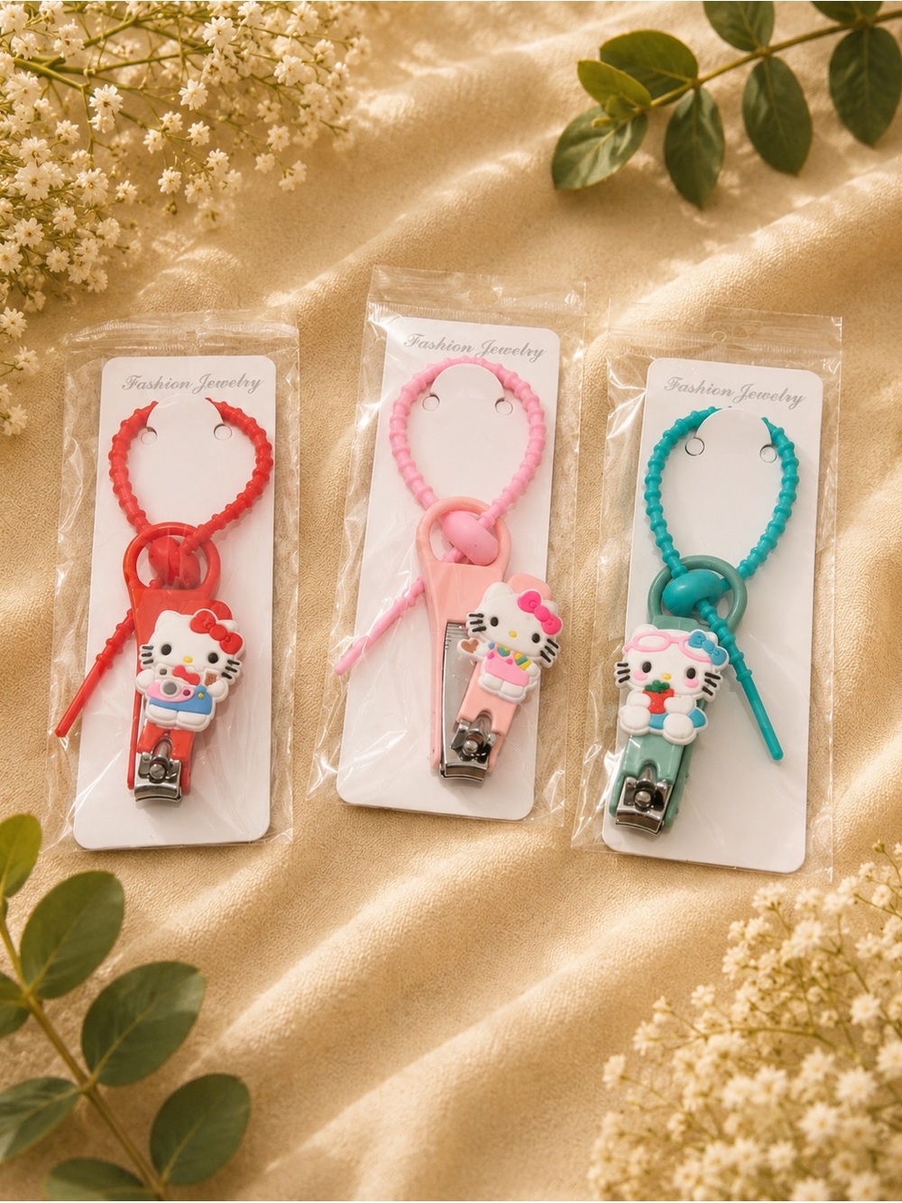 3 hello kitty nail clippers
